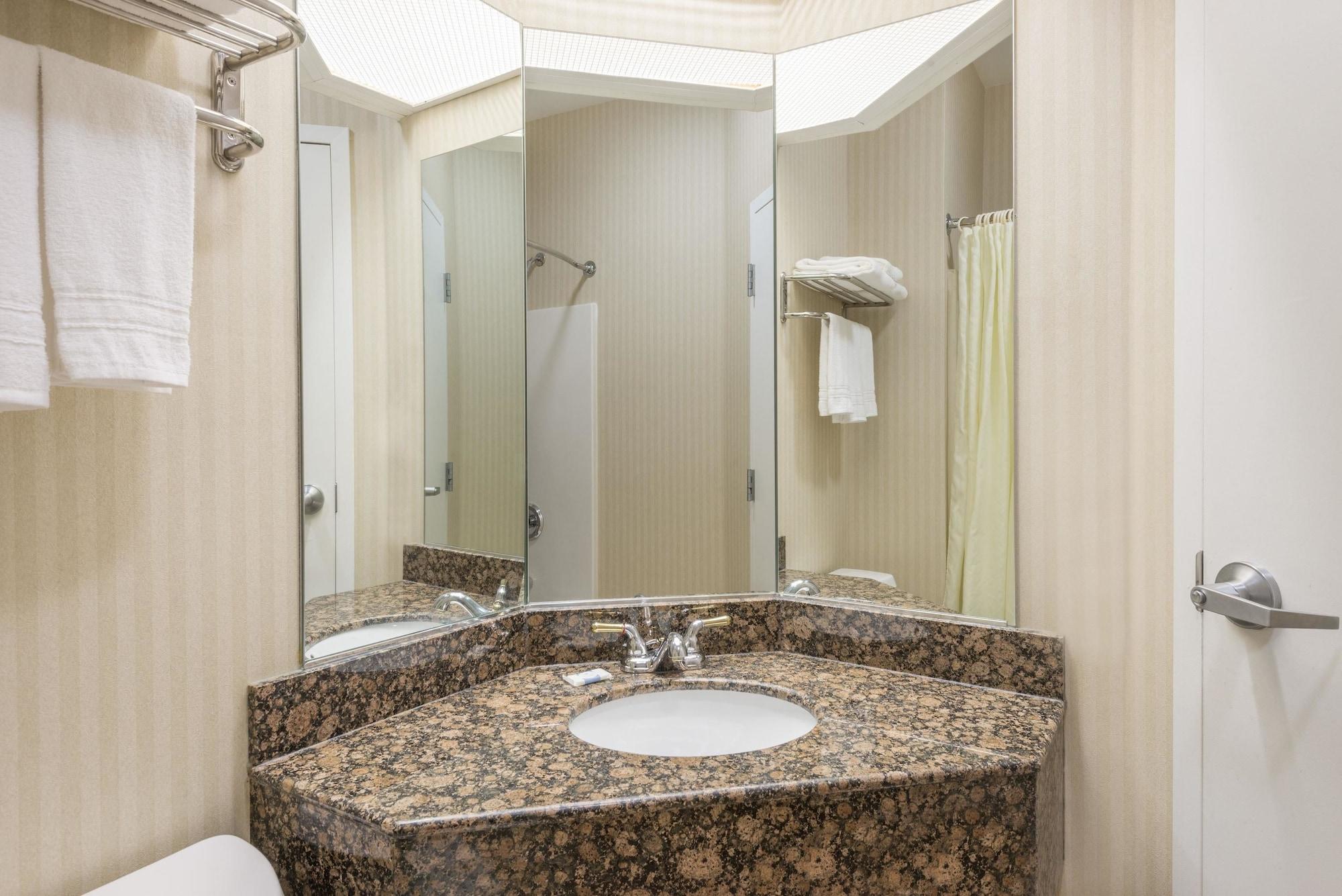 ซูเปอร์ 8 บาย วินด์แฮม แฮร์ริสเบิร์ก เฮอร์ชีย์ นอร์ท Hotel ภายนอก รูปภาพ