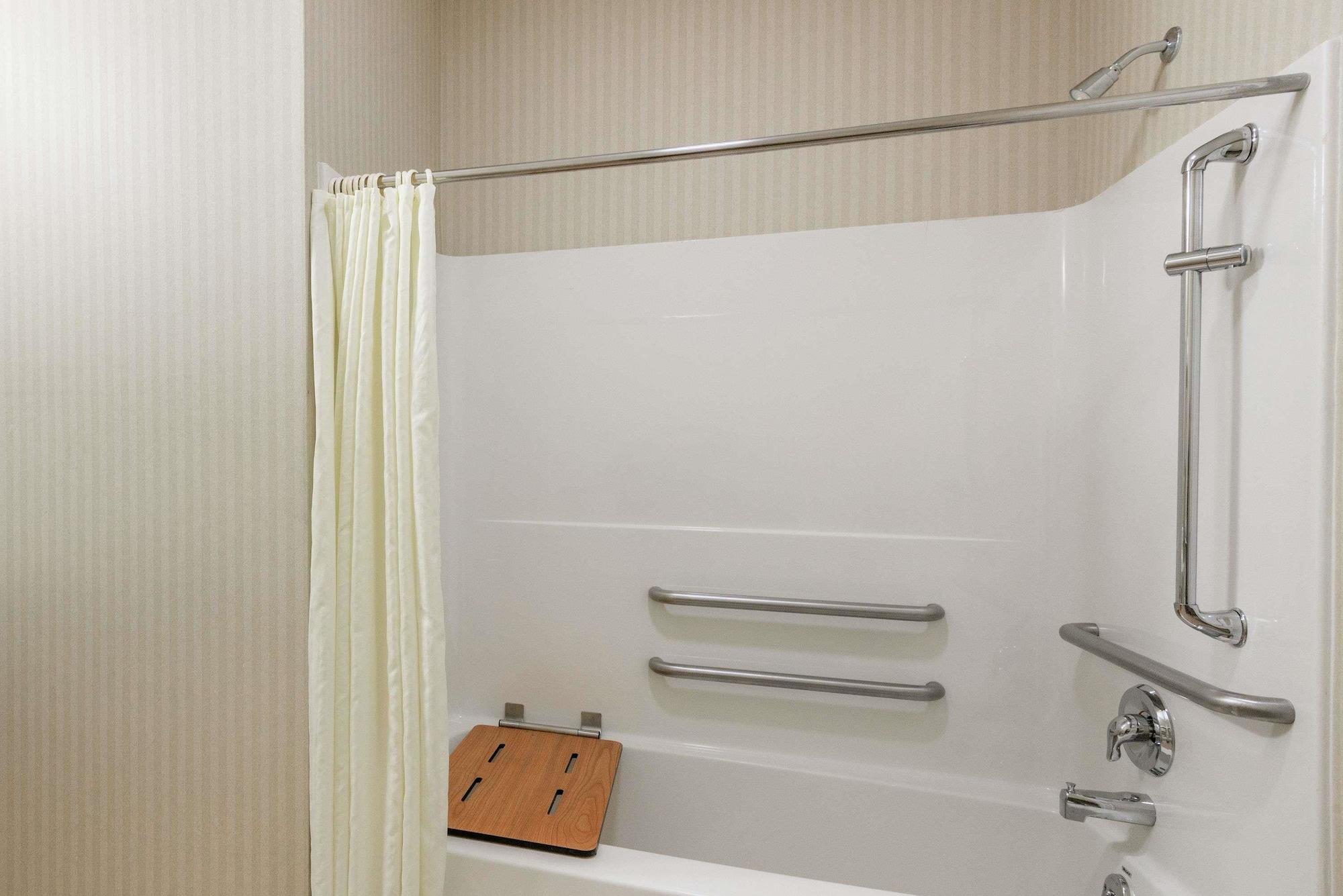 ซูเปอร์ 8 บาย วินด์แฮม แฮร์ริสเบิร์ก เฮอร์ชีย์ นอร์ท Hotel ภายนอก รูปภาพ